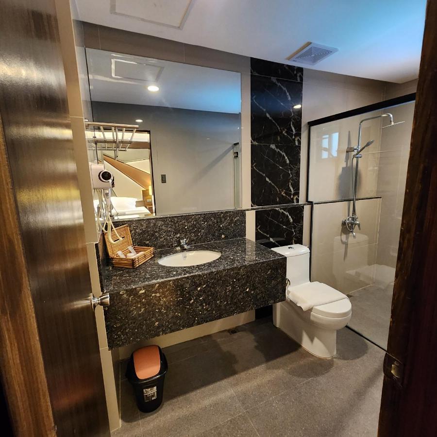 بنغلاو Villa Tomasa Alona Kew White Beach Resort المظهر الخارجي الصورة