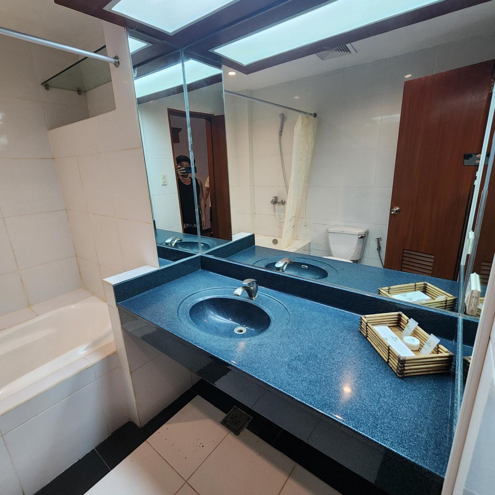 بنغلاو Villa Tomasa Alona Kew White Beach Resort المظهر الخارجي الصورة